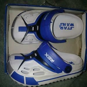 Striderite StarWars toddler shoes